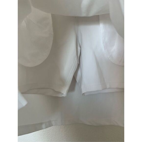 NIKE Women’s UPF 40+ Victory DRY Golf Skirt-White NEW - Picture 3 of 9